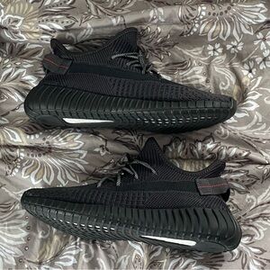 adidas Yeezy Boost 350 V2 Black (Non-Reflective) Reflective Laces w/ Metal Tips